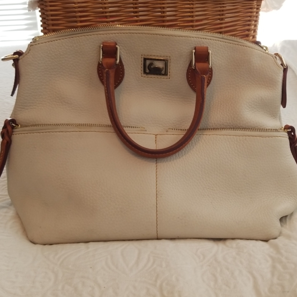 Dooney and Bourke handbag